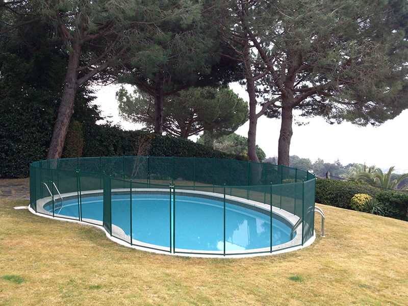 La importancia de escoger la valla de seguridad para piscina ideal
